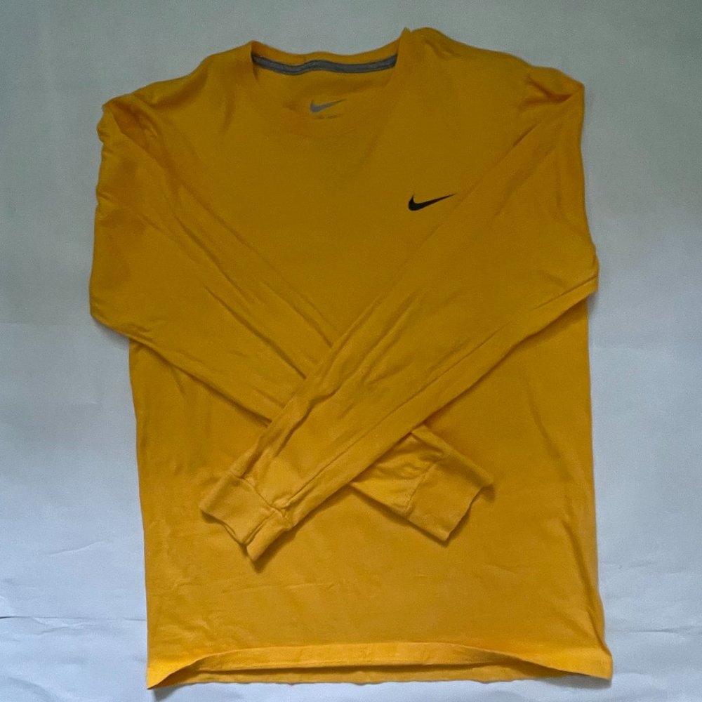 Long Sleeve Nike tshirt